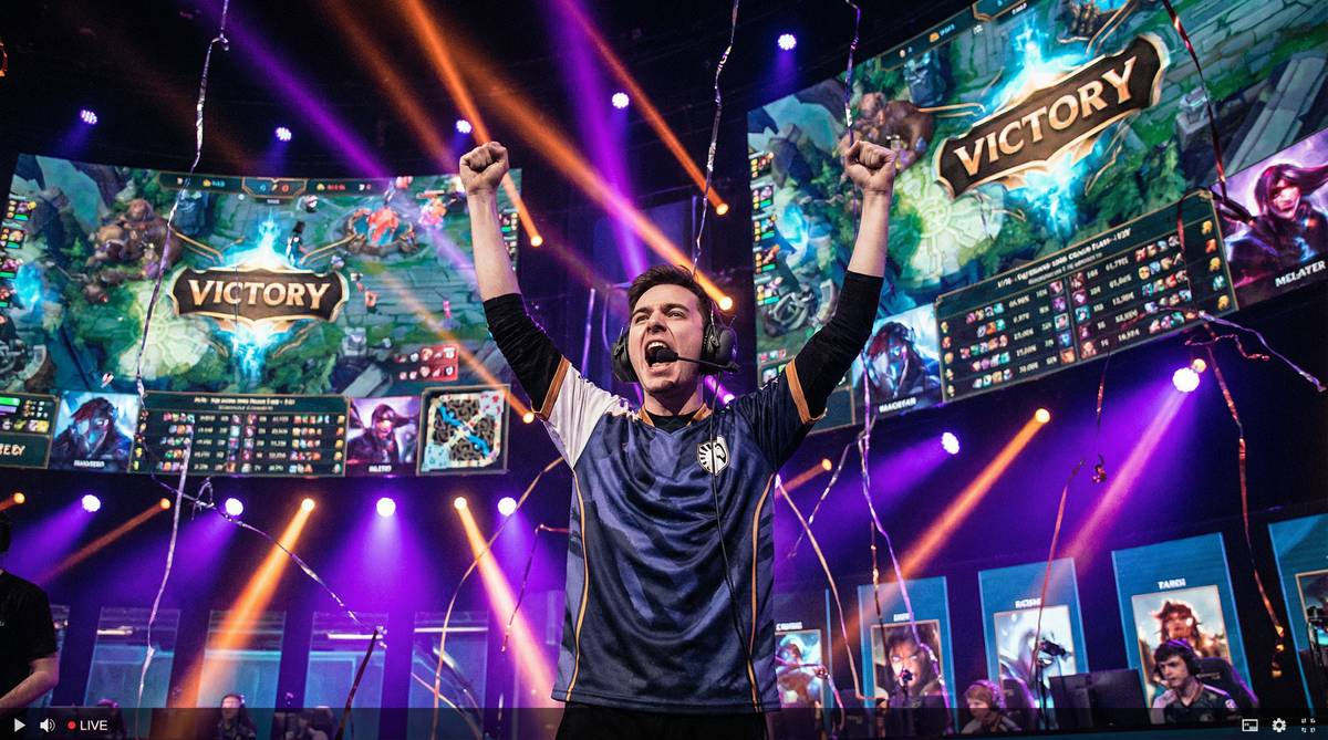 玩物社区电竞名场面视频